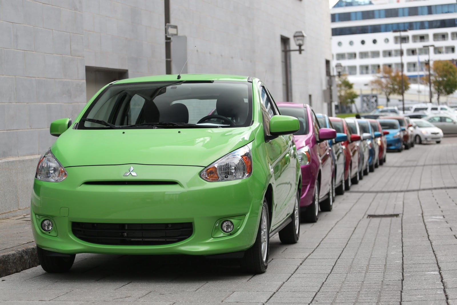 [2014-Mitsubishi-i-MiEV-3%255B2%255D.jpg]