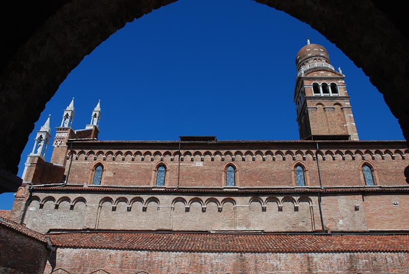Chiostro_mad_orto_38.jpg