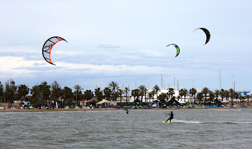 Kitesurf2.JPG