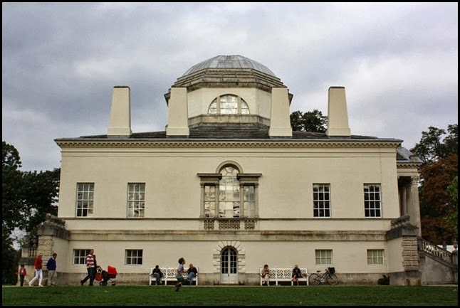 Western elevation neo-Palladian Chiswick House