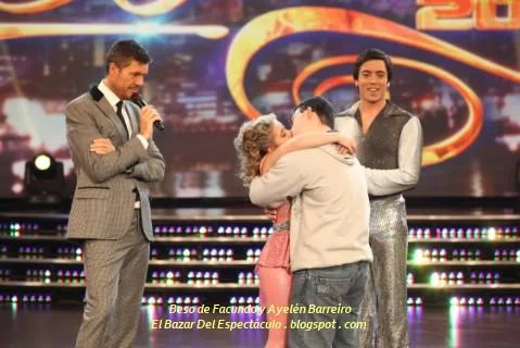 Beso de Facundo y Ayelén Barreiro.JPG