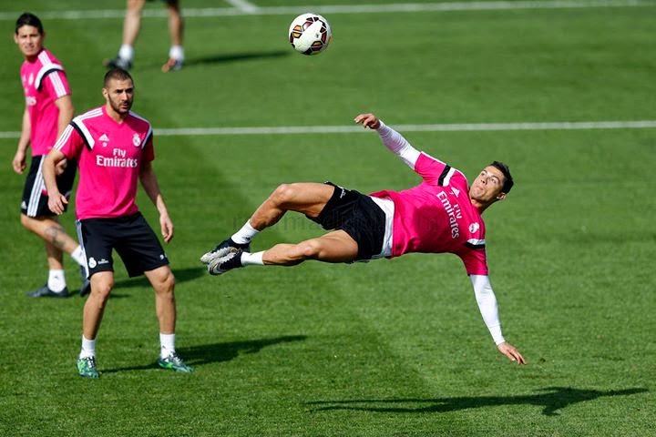 Cristiano Ronaldo Training 3/4/2015