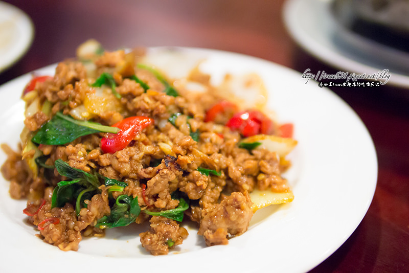 【蘆洲】懷舊復古裝潢的熱炒在這裡．大灣碼頭熱炒生猛海鮮(蘆洲店)