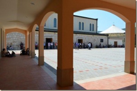 medjugorje-confessionals-new-confession-may-june-2012-36-61-300x198