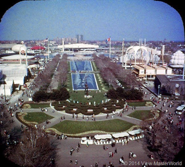 View-Master New York World's Fair 1964-1965 (A671),Scene 15 Court of the Astronauts and Fountain of the Fairs