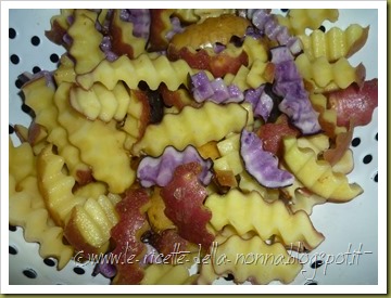 Patate fritte multicolore dell'OrtoLà con la buccia (4)