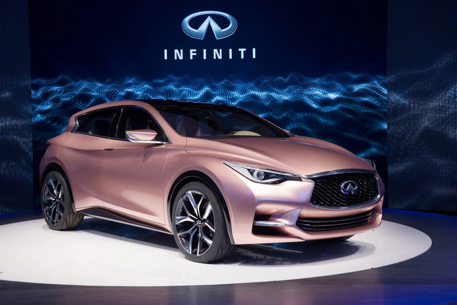 [Infiniti-Q30-Concept-12%255B2%255D.jpg]