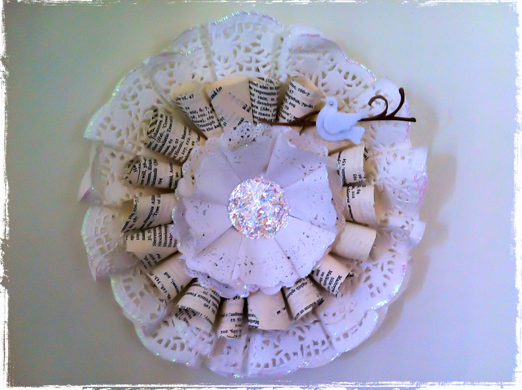 [doily-wreath410.png]