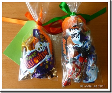 Halloween Trick or Treat Bags with tags. 12