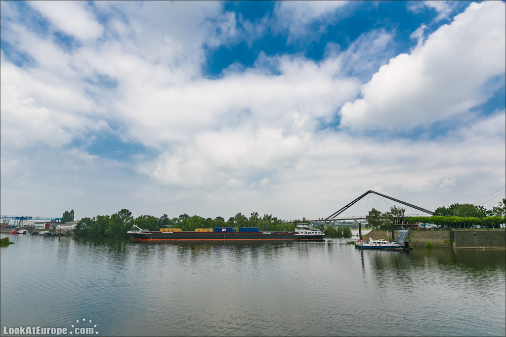 LookAteurope.com: Евротур. Архитектурный зоопарк Дюссельдорфа