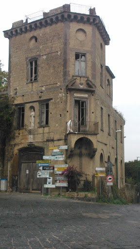 Palazzo La Decina