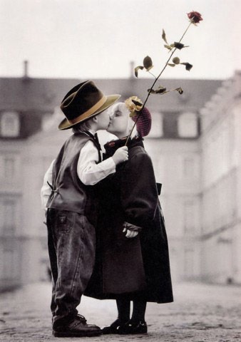 [1291780680-valentine-4%255B3%255D.jpg]