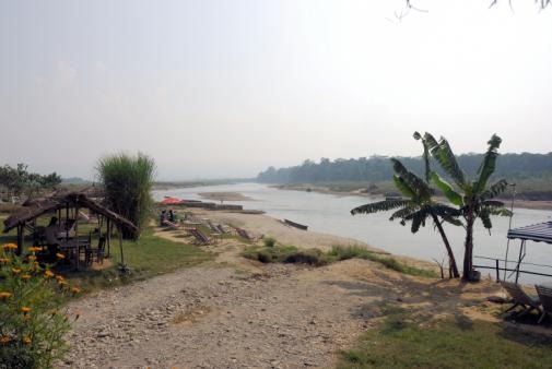 [SetWidth505-riverside-across-from-the-national-park%255B2%255D.jpg]