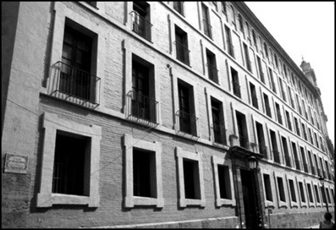 Escolapio_viejo caserón 1955