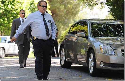 88686405...Ed Winter who is the Assistant Chief Investigator from the Department of the Coroner for Los Angeles County, leaves the rented Holmby Hills home of music legend Michael Jackson after his recent death, in Los Angeles on June 29, 2009.         AFP PHOTO/Mark RALSTON (Photo credit should read MARK RALSTON/AFP/Getty Images)