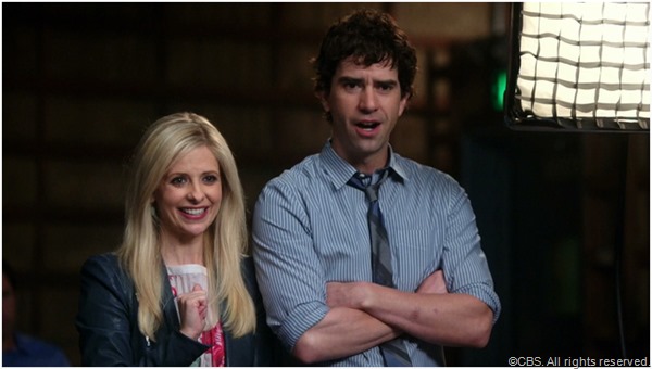 Sarah Michelle Gellar and Hamish Linklater in THE CRAZY ONES.