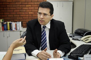 Vladimir da Rocha - Consultoria do Estado - Elisa Elsie (4)