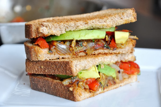 avocado   caramelized red pepper & onion sandwich 101