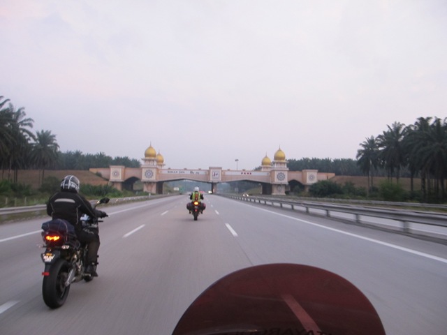 [IMG_51711.jpg]