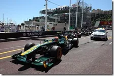 Trulli con la Lotus nelle qualifiche del gran premio di Monaco