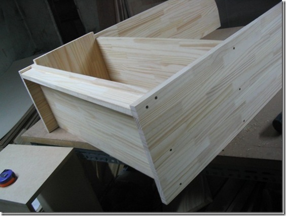 clip_image027