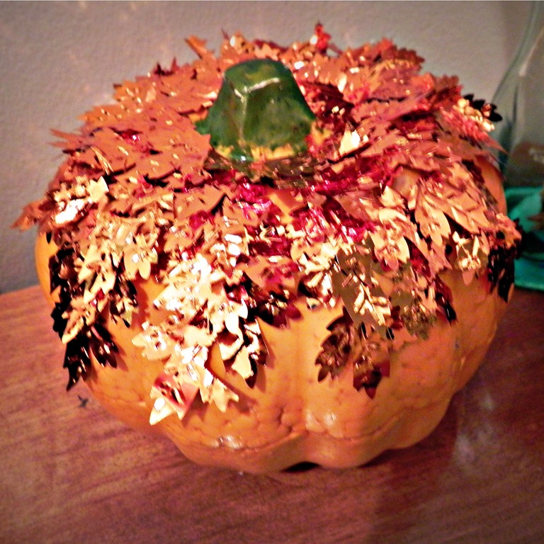 [copper-leaf-pumpkin-square4.jpg]