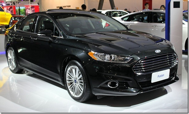 Ford Fusion 2013 (3)