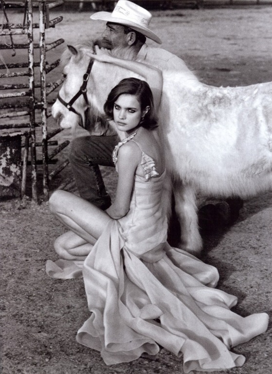[vogue%252Bitalia%252Bmarch2008%252Bnatalia%252Bvodianova%252Bbruce%252Bweber%252B19%255B4%255D.jpg]