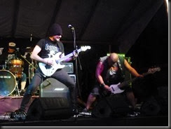 527009_581776908524904_1813674101_n