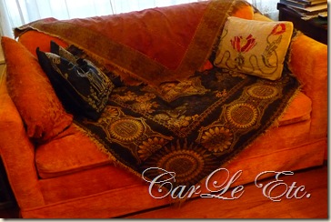 sofa,dbl scarf,christmas2011 029