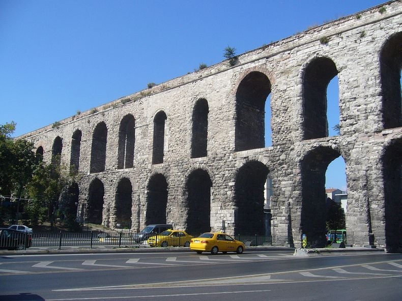 valens-aqueduct-2