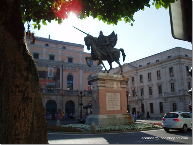 01-Burgos. Estatua del Cid - P7180273