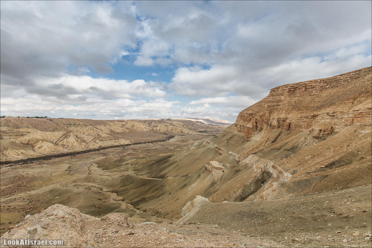 Лунные пейзажи пустыни Негев | Lunar landscapes of the Negev | LookAtIsrael.com - Фото путешествия по Израилю