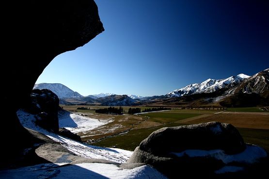 [boulderssnowmountainssky3.jpg]