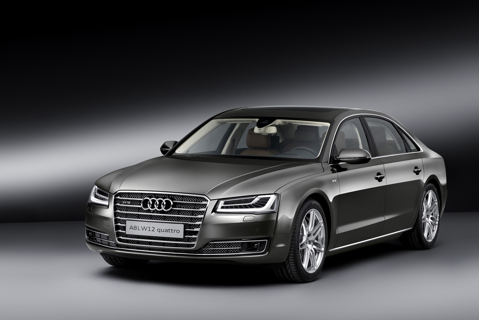 [Audi-A8-L-W12-Exclusive-1%255B3%255D.jpg]