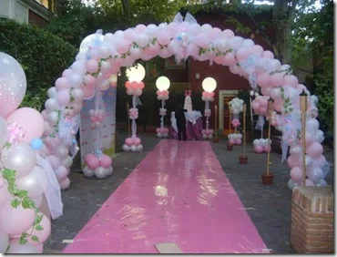 decoracion para bodas 2013 bonito con globos en arco