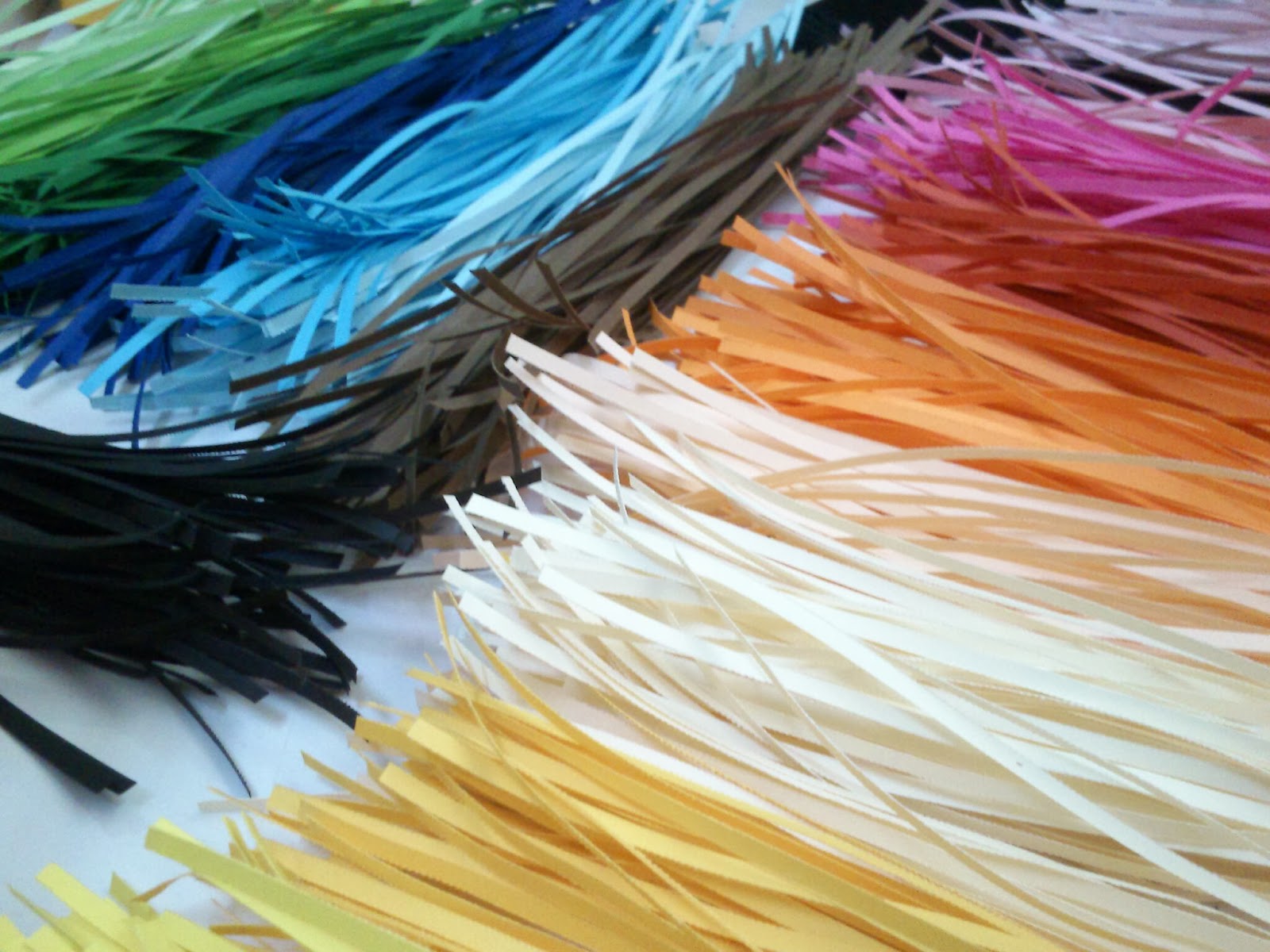 Quilling paper strips