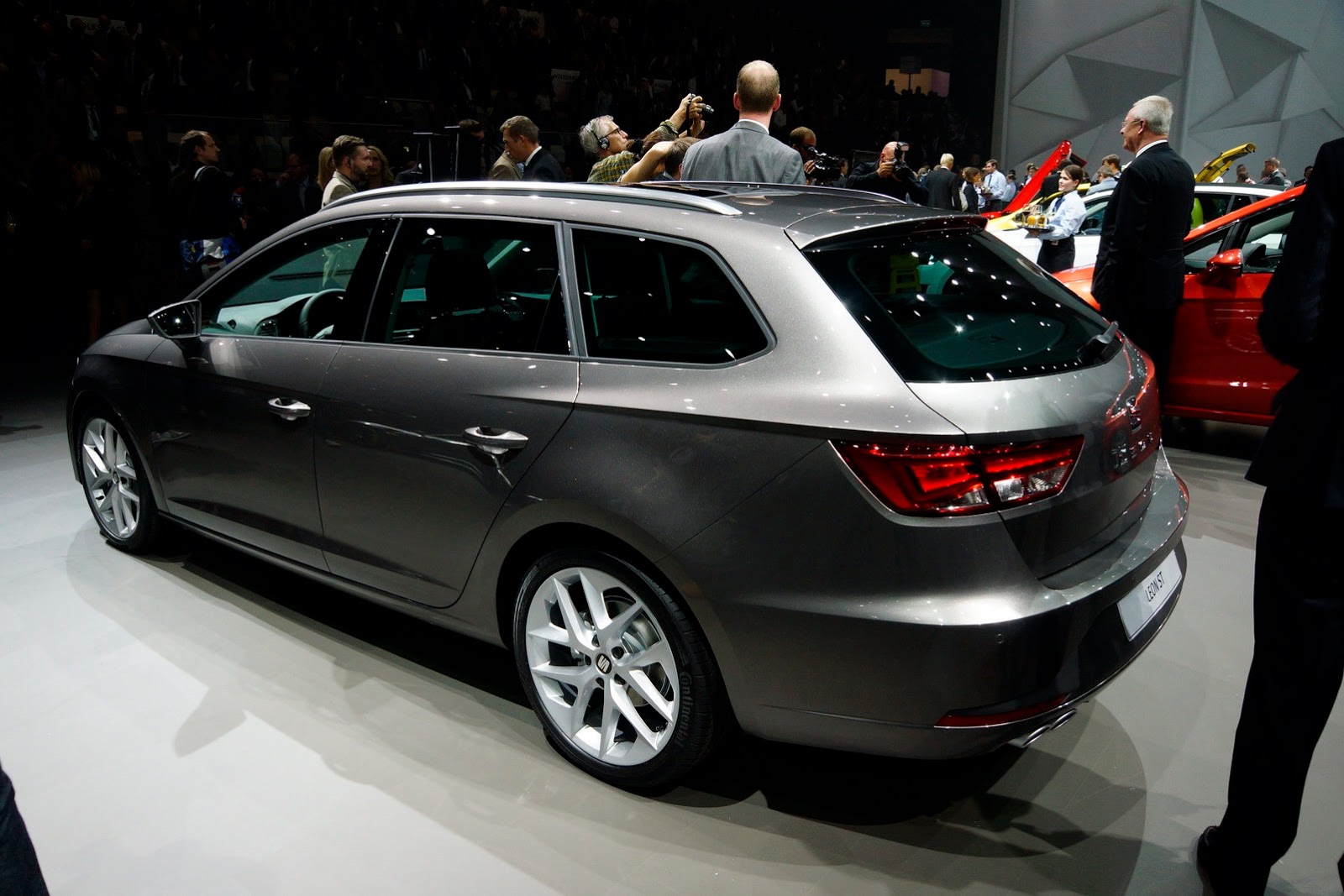 [VW-Group-Night-Event-46%255B2%255D.jpg]