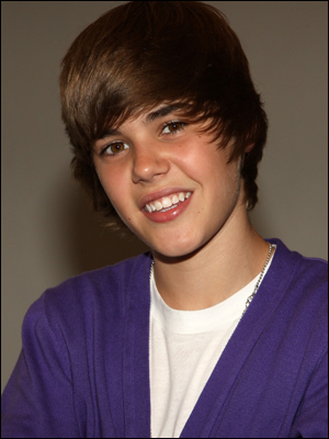 justin bieber new pictures 2009. 01: Musician Justin Bieber