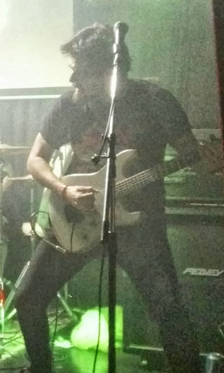 [1374983_10201827021017734_2128922622_n%2520%25281%2529%255B2%255D.jpg]