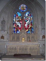 2012.08.17-005 vitraux dans l'église