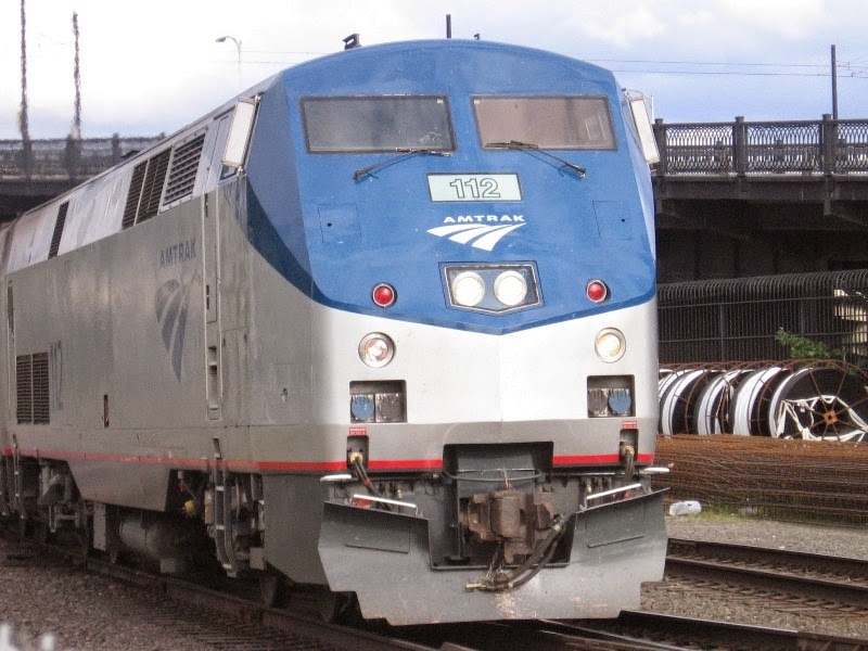 [IMG_6674-Amtrak-P42DC-112-at-Union-S%255B1%255D.jpg]