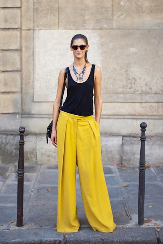 Daiana_Yellow-Wide-Pants-street style