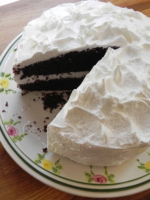 [hershey%2527s-perfectly-chocolate-cake-with-fluffy-white-icing-1%255B4%255D.jpg]