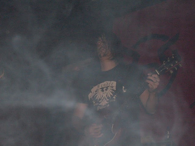 [18-12-2010%2520By%2520Lu%2520%252820%2529%255B2%255D.jpg]