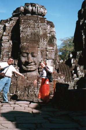 Obiective turistice Cambogia: templul Bayon