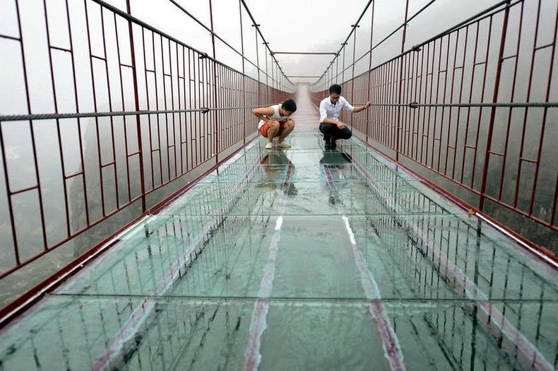 glass-skywalk-1