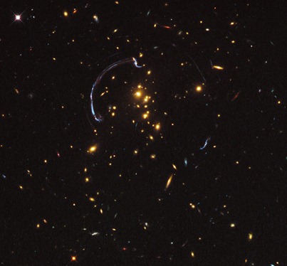 aglomerado de galáxias RCS2 032727-132623