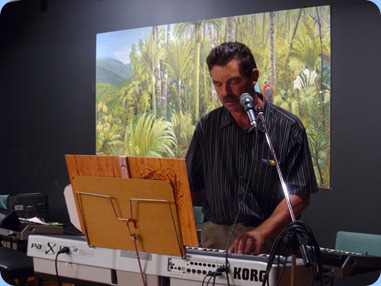 Peter Littlejohn entertaining the audience on his Korg Pa1X.