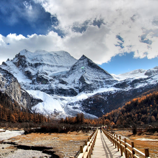 Hd-182747-ascw182747